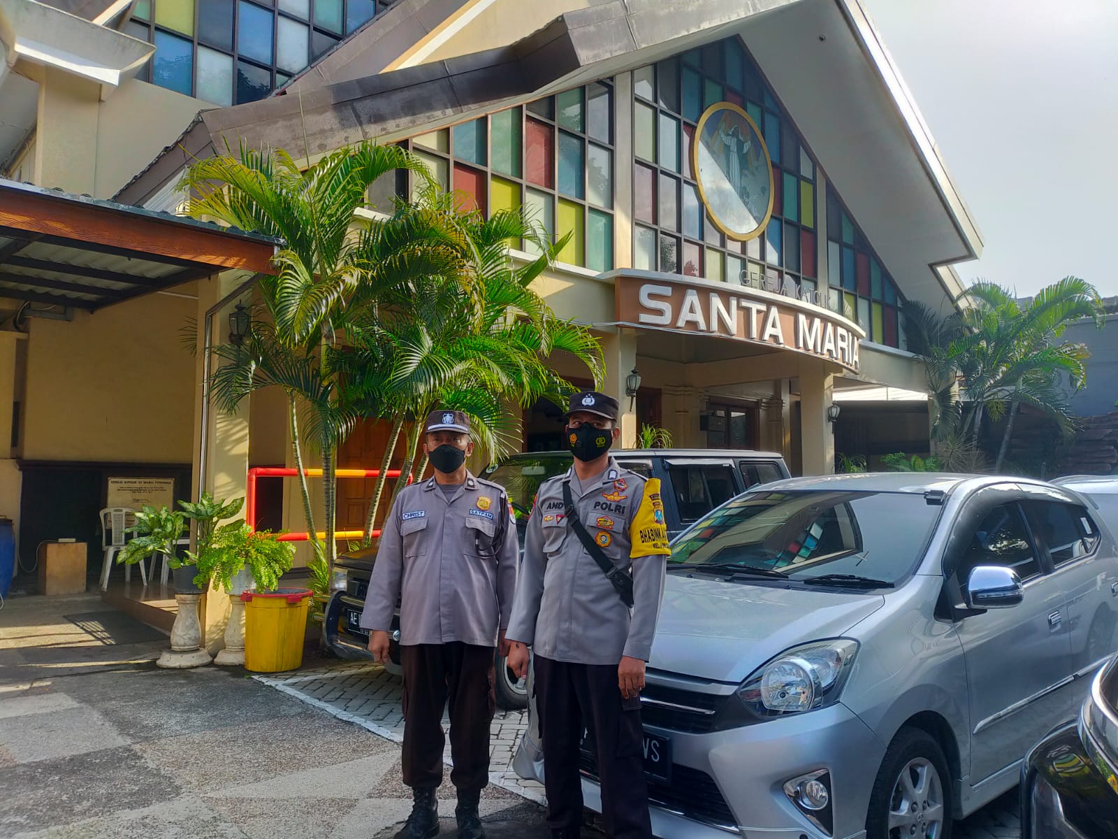 Posek Ponorogo Amankan Giat Kebaktian di Gereja Katolik Santa Maria Jl.Gajah Mada