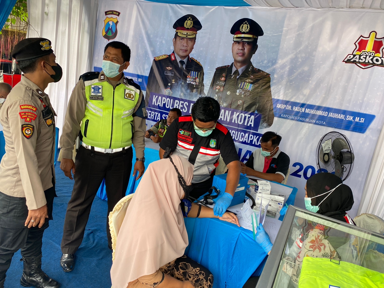 Polres Pasuruan Kota Sediakan Layanan Vaksinasi Presisi di Pos Pam Nataru