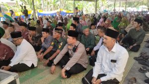 Polsek Sukorejo Melaksanakan Pengamanan Pengajian Umum Muslimat NU dan Fatayat NU Di Desa Sukorejo